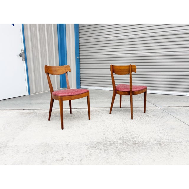 Wood Mid Century Walnut Dining Chairs by Kipp Stewart for Drexel For Sale - Image 7 of 14