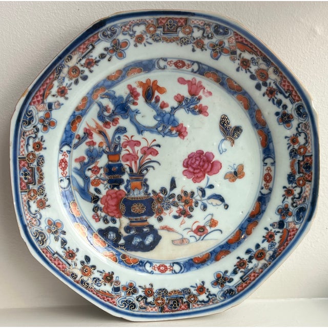 Ceramic Antique 18th Century Chinese Export Porcelain Octagonal Plate Decorated With Vases, Peonies and Butterflies For Sale - Image 7 of 11