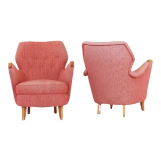 Pair of 1940s Scandinavian Modern Lounge Chairs in Original Copper Blush Wool For Sale