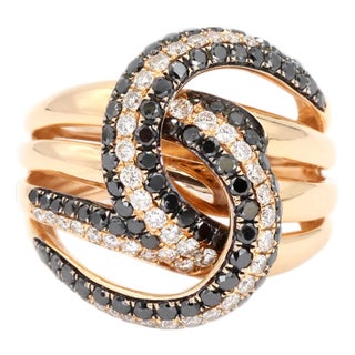 18k Solid Rose Gold Black and White Natural Diamond Ring For Sale