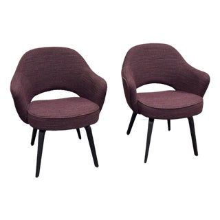 Eero Saarinen for Knoll Studio Aubergine Executive Armchairs, Pair For Sale