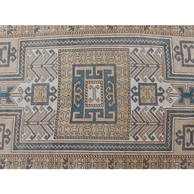 Taupe Vintage Turkish Medallion Oushak Rug in Blue, Mocha, and Taupe Measures 3'5"x5'8" For Sale - Image 8 of 10
