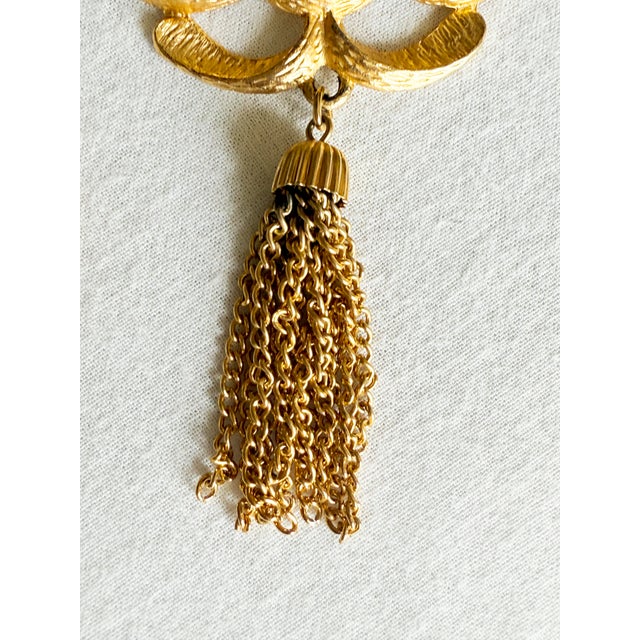 1970s Vintage 1970s Brutalist Articulated Birdcage Tassel Pendant Necklace, Gold-Tone For Sale - Image 5 of 15
