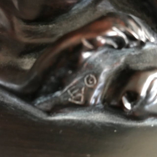 Vintage Parrot Parakeet Bird Perched on Tree Stump Faux Bronze Table Lamp For Sale - Image 9 of 11