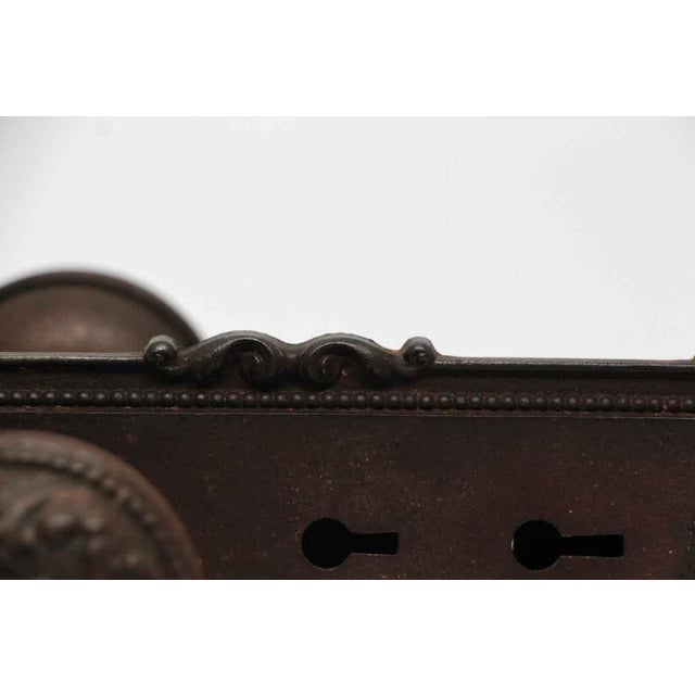 Early 20th Century Early 20th Century Cast Iron Yale & Towne Monaco Entry Door Knob Set For Sale - Image 5 of 6