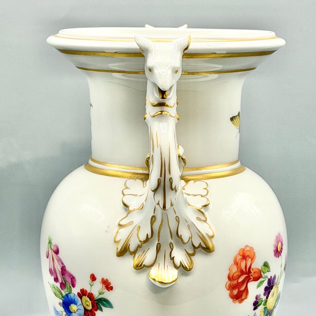 Antique Porcelain Neoclassical Griffin-Handled Amphora Urn Vase from KPM Berlin, 1890s For Sale - Image 9 of 18