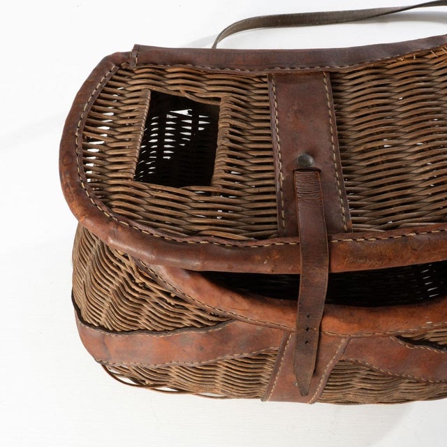 Early 20th Century Fishing Creel Wicker Basket For Sale - Image 4 of 8