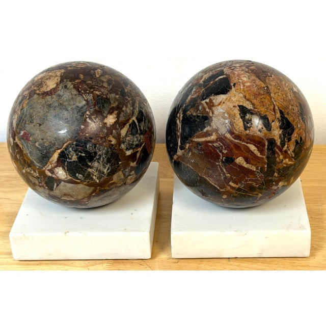 Pair Italian Grand Tour Style Brecciated Specimen Marble Spheres Carrara Bases For Sale - Image 9 of 14