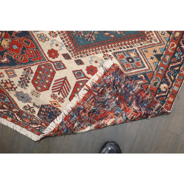 Traditional Vintage Inspired Caucasian Soumac rug no. j4817 For Sale - Image 3 of 8