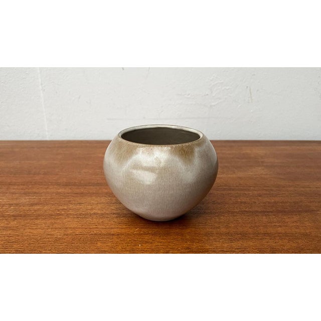 Mid-Century German Minimalist Studio Pottery Vase by Hildegard and Peter Delius for Hamelner Kunsttöpferei, 1960s For Sale - Image 14 of 14