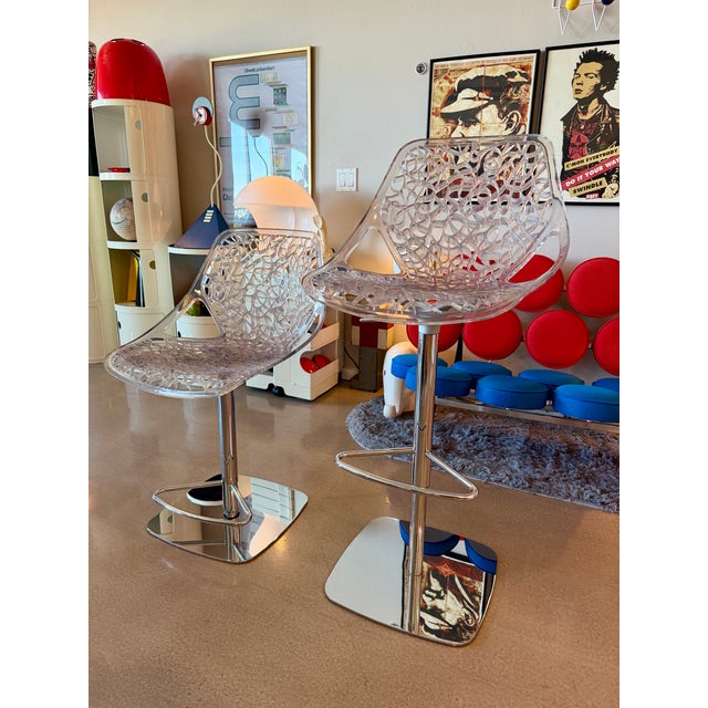 This set of two authentic, fully marked bar stools was designed by Marcello Ziliani for Italian manufacturer Casprini. The...