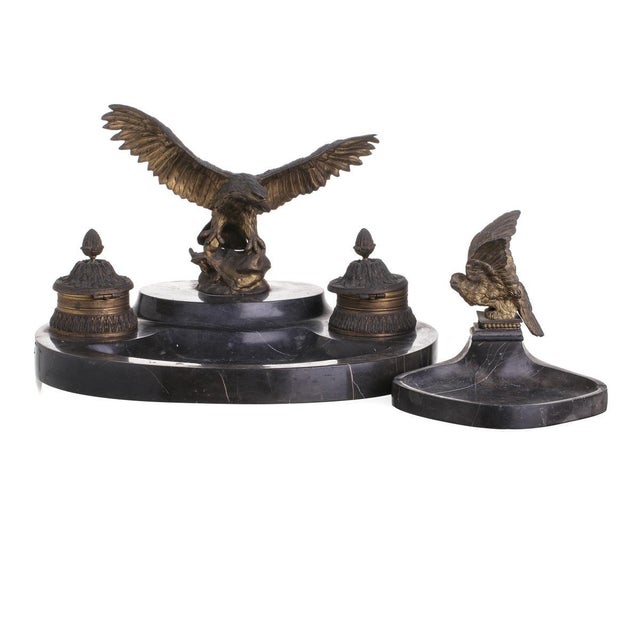 French, 19th century, in bronze on a marble base. Faults and Dimensions: (largest) 22 x 34 cm.