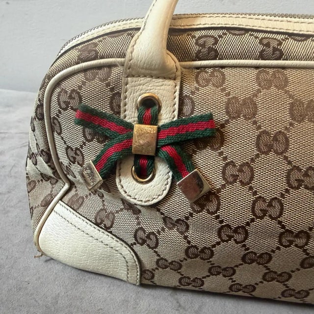A 2006 Gucci Princy Sherry Line Gg Canvas Shoulder Bag For Sale - Image 15 of 18