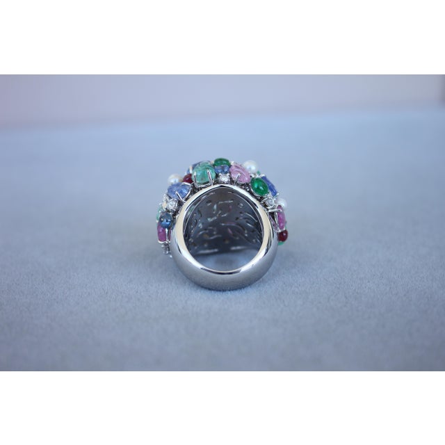 Early 21st Century Multi Colors Sapphires Emeralds Ruby Diamond Scavia Unique 18k White Gold Ring, Size 6 For Sale - Image 5 of 18