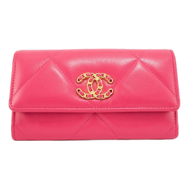 Chanel CC Logo Quilted Lambskin Leather Pink Gold-Tone Hardware Flap Long Wallet For Sale