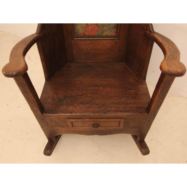 Antique English Lambing Chair, 1890s For Sale - Image 12 of 18