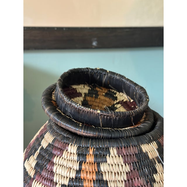 Large 16" Authentic Handwoven Zulu Lidded Wedding Basket / Ukhamba With Tag For Sale - Image 4 of 8