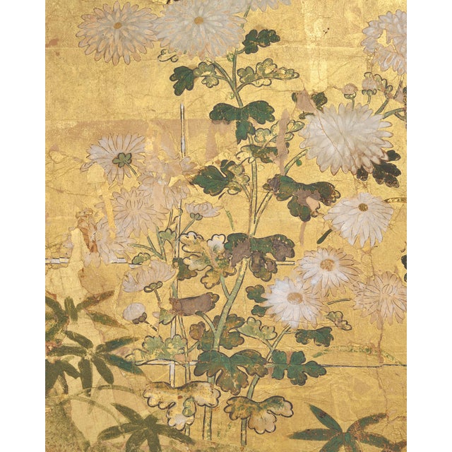 18th Century Japanese Edo Two-Panel Gilt Screen Birds Chrysanthemums 6 Ft For Sale - Image 5 of 18