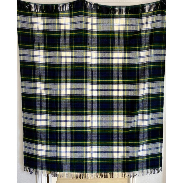 Traditional Gordon Tartan Plaid Throw Made From Super Soft Merino Lambswool - From England For Sale - Image 4 of 13