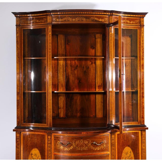 Antique 19th Century Marquetry Serpentine Display Cabinet from Edwards & Roberts For Sale - Image 4 of 18