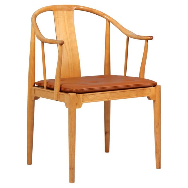 Brown Vintage Chinese Chair by Hans J. Wegner for Fritz Hansen For Sale - Image 8 of 8