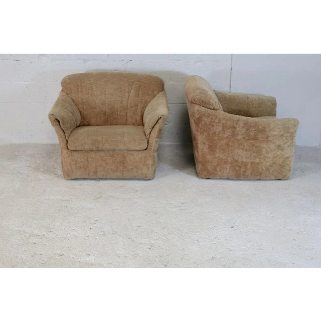 Set of Velvet Caramel Armchairs, 1960s, France For Sale - Image 17 of 18