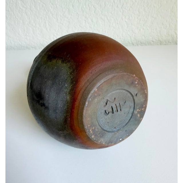Japanese Bizen Ware Vase, Artist Signed For Sale - Image 9 of 9