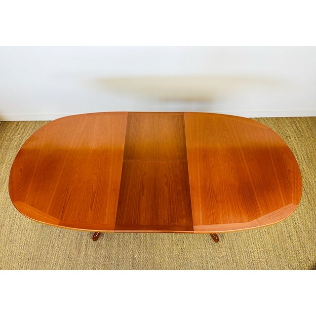Brown Vintage Extendable Oval Dining Table in Teak from G-Plan, 1960s For Sale - Image 8 of 18