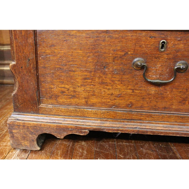 Circa 1765-80 English George III Period Oak Mule Chest For Sale - Image 9 of 10
