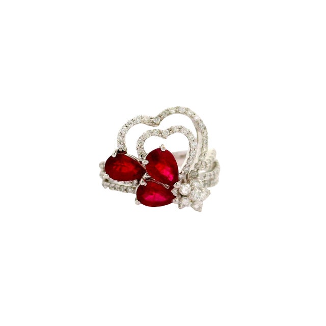 Metal Ruby Diamond 18k White Gold Hearts and Flower Motif Ring, Size 7.25 For Sale - Image 7 of 9