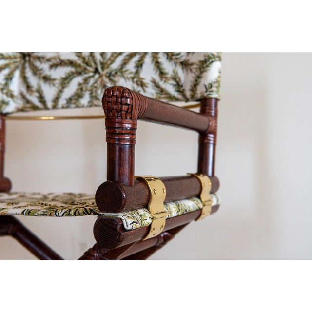 Off-white 1970s McGuire Director’s X-Chair in Palm Print For Sale - Image 8 of 12
