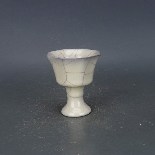 Early 20th Century Chinese Ceramic Cup Guan Ware Crackle Glaze Celadon Stem Cup For Sale - Image 4 of 9