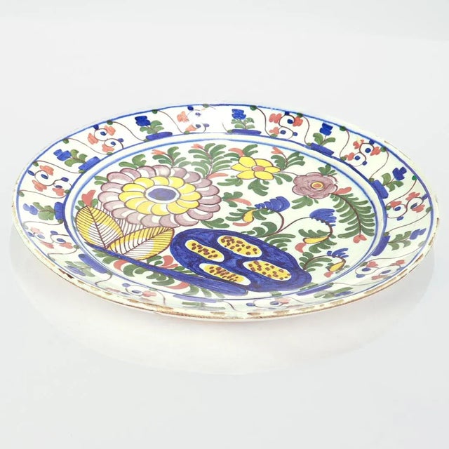 Antique 18th Century De Klaauw Dutch Delft Pottery Floral Plate For Sale - Image 4 of 10