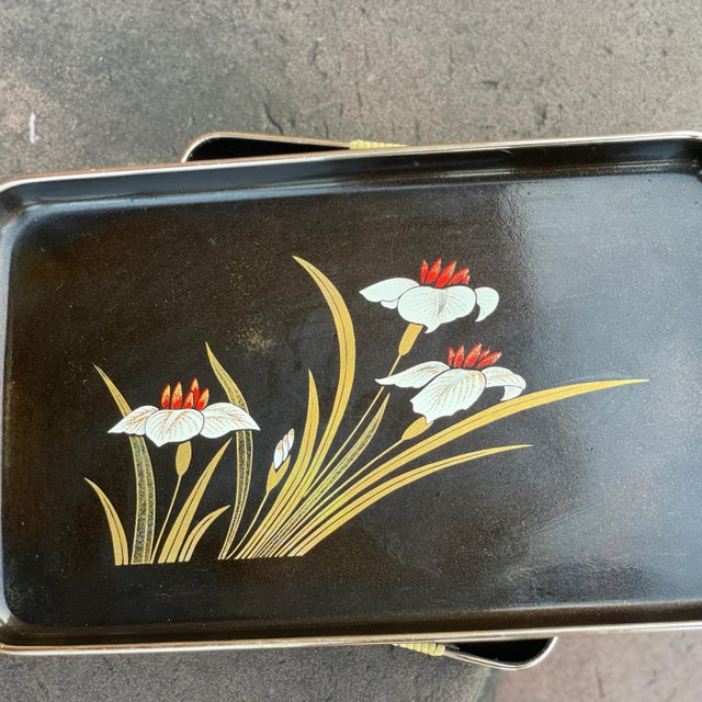 Vintage Set of 3 Decorative Lacquer Ware Nesting Table Trays With Faux Wicker Wrapped Handles For Sale - Image 10 of 12