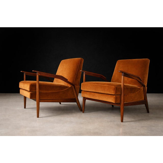 Giuseppe Scapinelli Pair of Armchairs in Caviúna & Burnt Caramel Mohair Velvet, Brazil, 1950s For Sale - Image 13 of 17