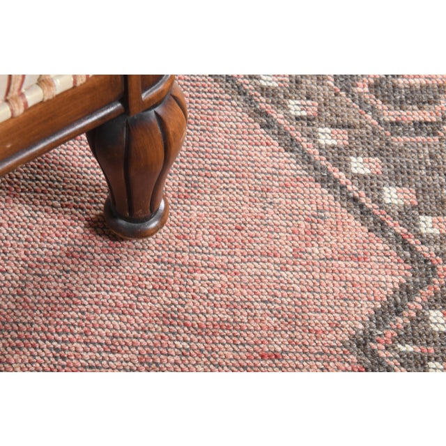 1970s Turkish Oushak Handmade Wool Cotton Pink Runner Rug For Sale - Image 4 of 11