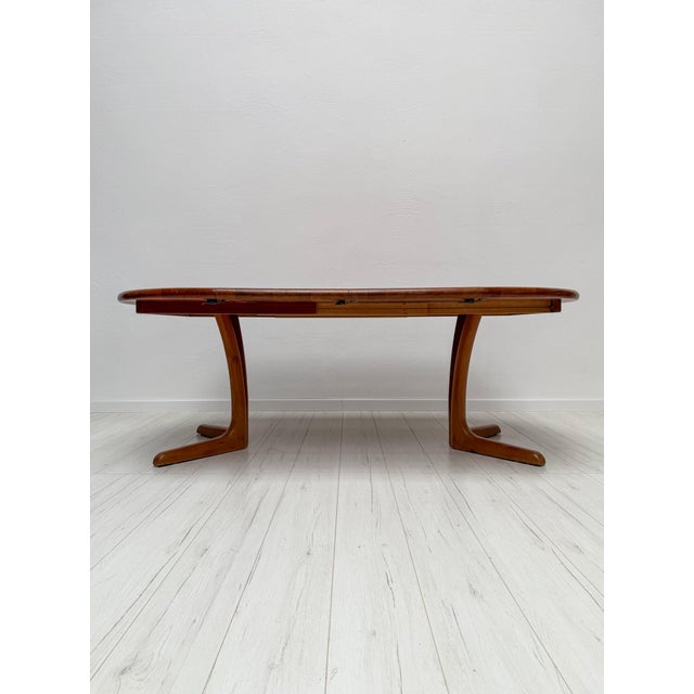 Vintage Danish Round Teak Extendable Dining Table by Langeskov Møbelfabrik, 1970s For Sale - Image 4 of 9
