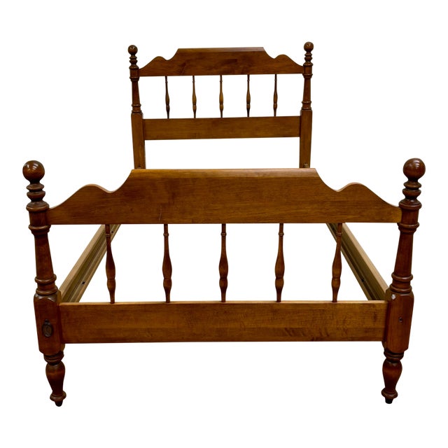 Vintage Ethan Allen Heirloom Nutmeg Maple Twin Size Colonial Style