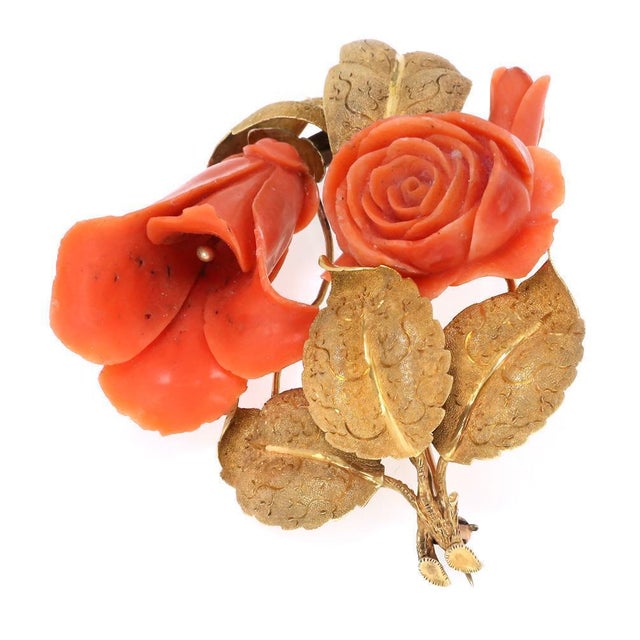 Vintage 14k Yellow Gold Carved Coral Flower & Leaves Brooch For Sale - Image 4 of 5