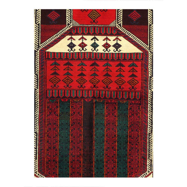 Balouch rugs are handmade tribal rugs from Eastern Afghanistan. These are primarily knotted by Pashtun and Baluch nomad...