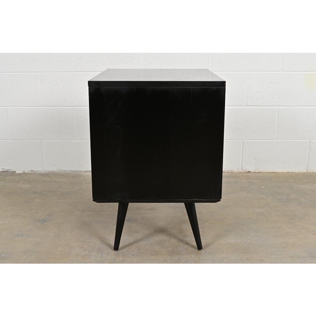 Paul McCobb Planner Group Two-Piece Modular Chest of Drawers on Bench, 1950s For Sale - Image 14 of 18