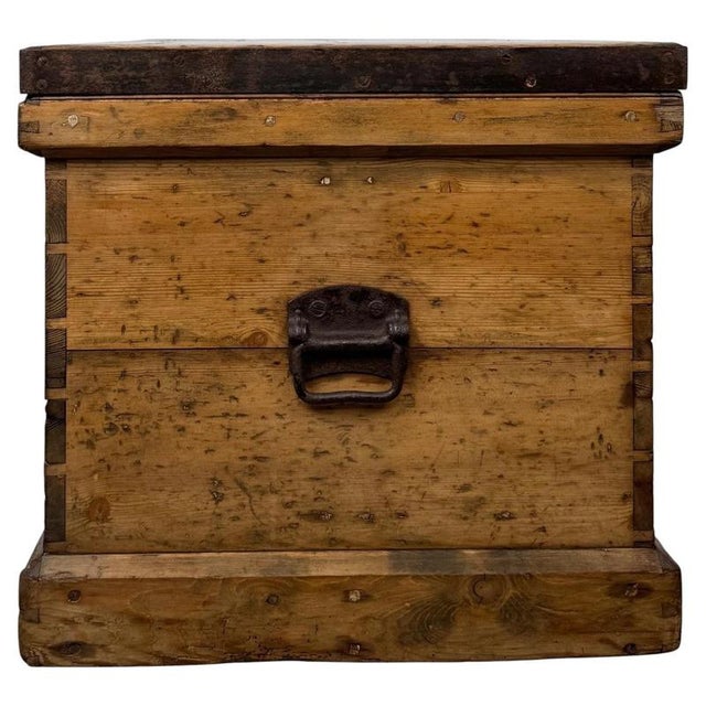Antique Victorian Pine Fitted Chest Coffer For Sale - Image 10 of 12