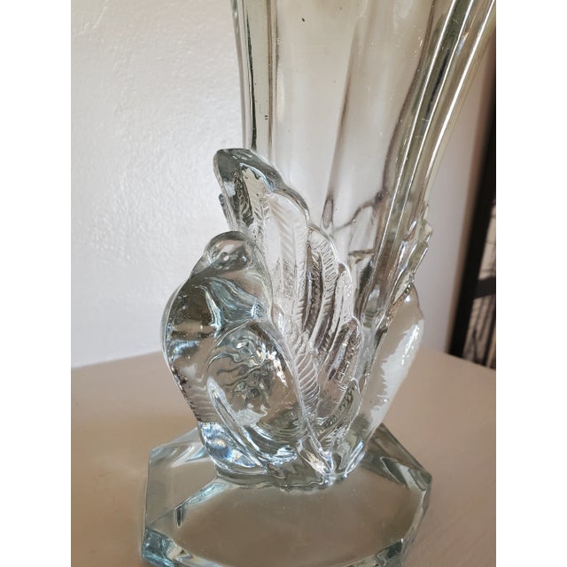 Art Deco 1940s Pressed Glass Dove Vase For Sale - Image 3 of 5