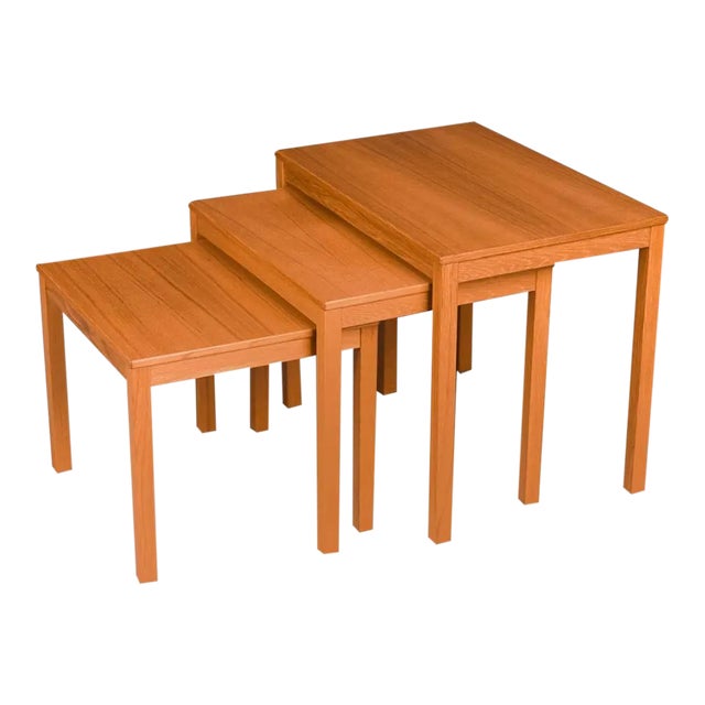 1970s Danish Mid Century Modern Teak Nesting Tables - Set of 3 For Sale