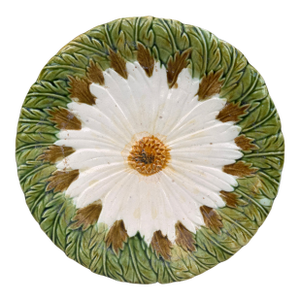 French Majolica Daisy Plate Orchies, Circa 1890