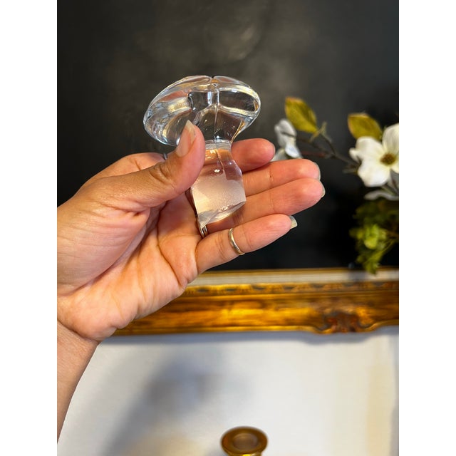 Gold 1930s Prohibition-Era 22k Gold Decanter & Glasses Set by Paden City- 7 Pieces For Sale - Image 8 of 11