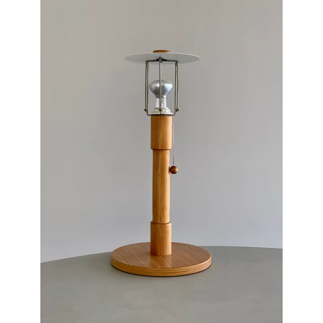 Mid-Century Modern Swedish Mid-Century Modern Ateljé Lyktan Pine Table Lamp – Scandinavian Retro Design For Sale - Image 3 of 7