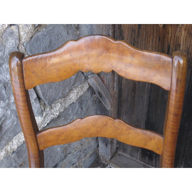 Late 19th Century Antique Side Chair New Cane Seat Elegant Tiger & Bullseye Maple Cottage Bedroom For Sale - Image 5 of 18