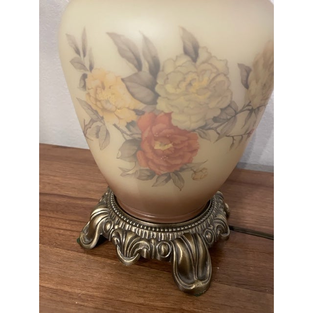American Vintage 1976 Floral Frosted Lamp Gim For Sale - Image 3 of 8