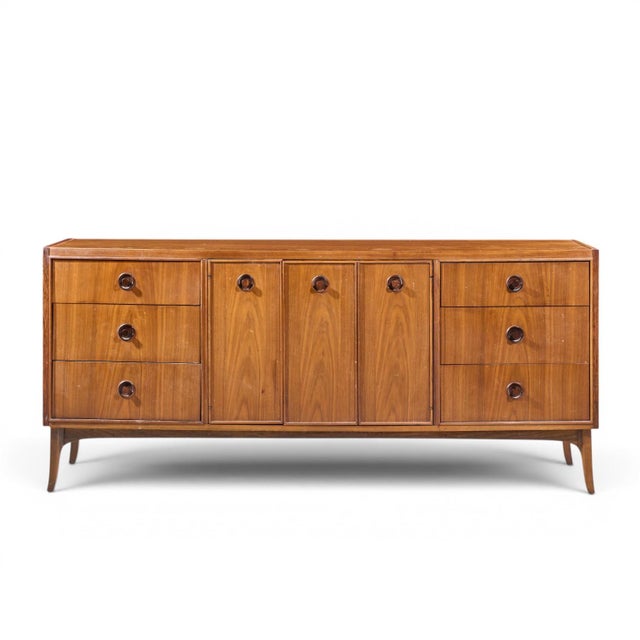 Kroehler Mid Century Rosewood and Walnut Lowboy Dresser This lowboy measures: 72 wide x 19 deep x 32 inches high Fair...